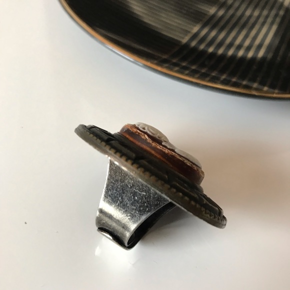 ⚜️VINTAGE CAMEO RING⚜️ - Picture 3 of 4